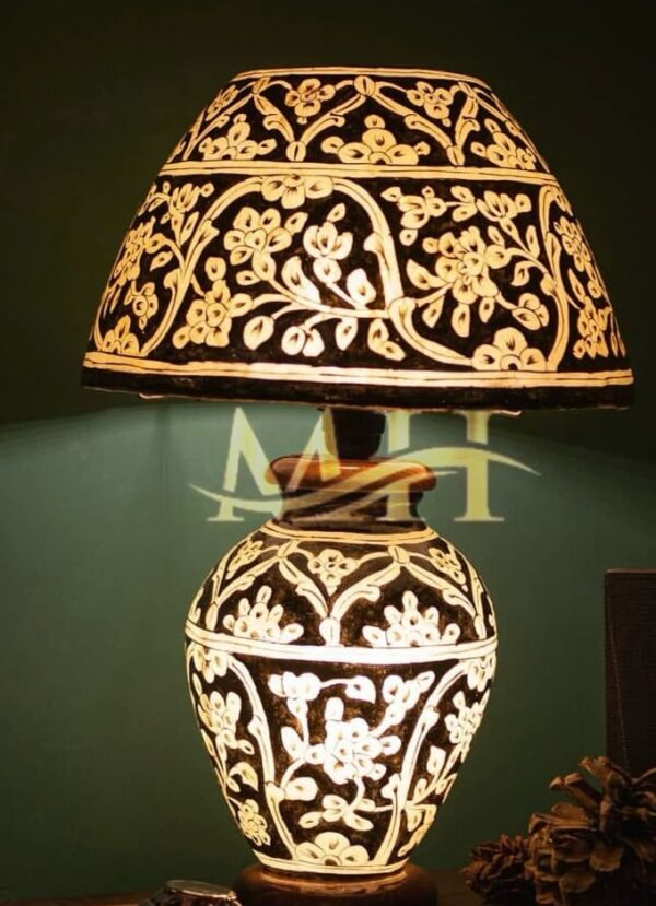 Side Table Camel Skin Lamp