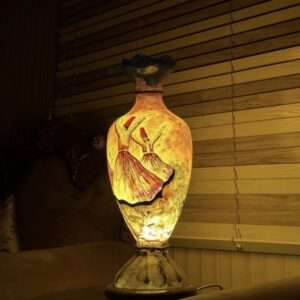Vase Corner Lamp
