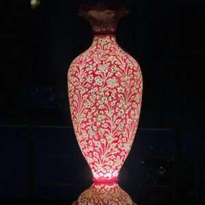 Vase Corner Lamp